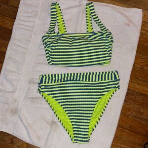 Xhilaration Bikini Set L, D/DD
